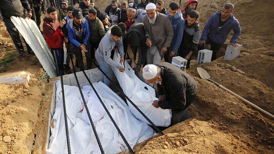 استشهاد 23 فلسطينيا إثر هجمات الاحتلال الصهيوني في قطاع غزة
