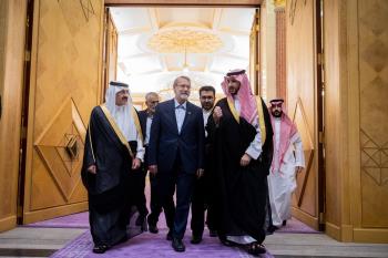 لاريجاني في الرياض... تمهيدٌ لنظامٍ أمنيٍّ جديد