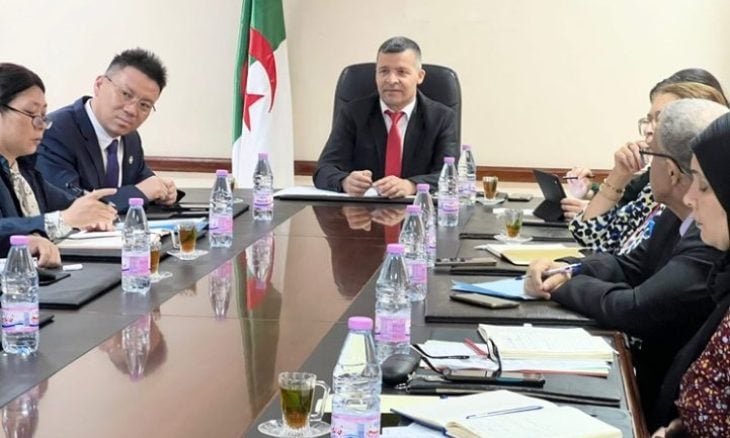 شركة صينية تدرس إقامة مشروع ضخم لإنتاج الأسمدة في الجزائر