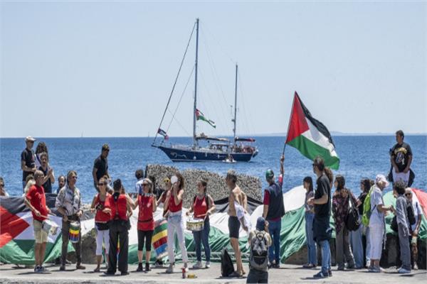 على ظهر سفينة متأرجحة.. أسئلة العجز العالمي ومعنى المقاومة الفلسطينية