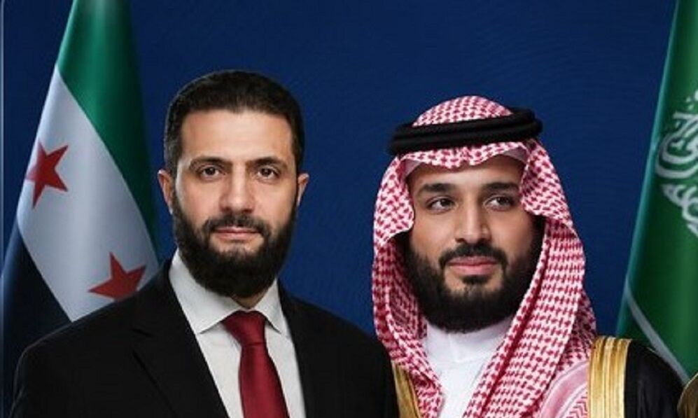 وعود الإعمار وفاتورة اليمن: ما الذي يخبئه لقاء الشرع وابن سلمان في الرياض؟