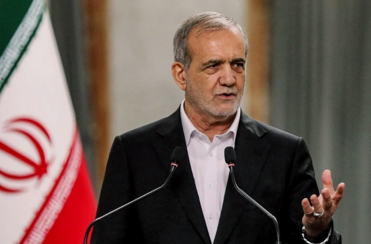 Pezeshkian Urges Iran to Resist Pressure and Advance Scientific and Technological Capabilities