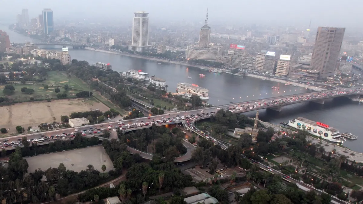 «موديز» ترفع تصنيف مصر الائتماني درجة واحدة