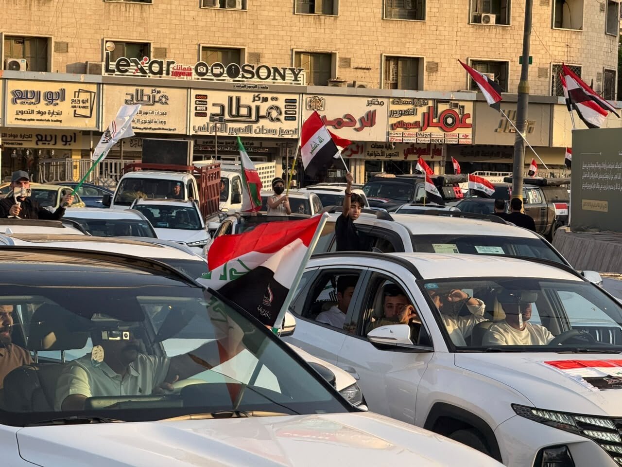 جشن حاکمیت؛ خوشحالی عراقی‌ها از پایان دو دهه اشغال