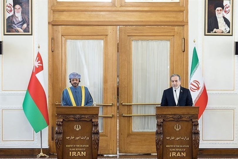 Iran-Oman Relations Strengthen