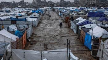 As Gazans Suffer in Extreme Cold, Trump Eyes Second Phase of Ceasefire