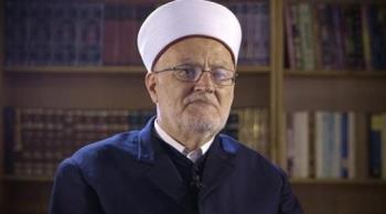 الشيخ عكرمة صبري يحذر من تغيير الوضع القائم في المسجد الأقصى
