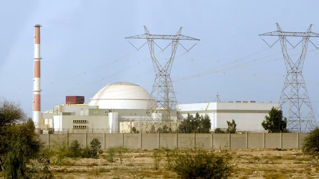 مسکو:ساخت نیروگاه‌های هسته‌ای کوچک در ایران در دست بررسی است