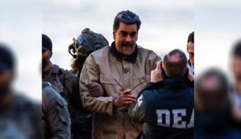 موكب أمني ينقل مادورو مكبلاً إلى المحكمة الفيدرالية في مانهاتن