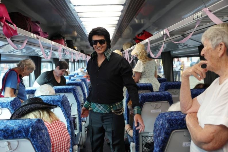 قطار إلفيس بريسلي ينطلق في أستراليا