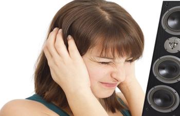 طنين الأذن.. أسباب شائعة وإشارات تحذيرية تستدعي الانتباه