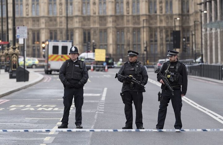 پرونده اپستین دامن پلیس انگلیس را هم گرفت