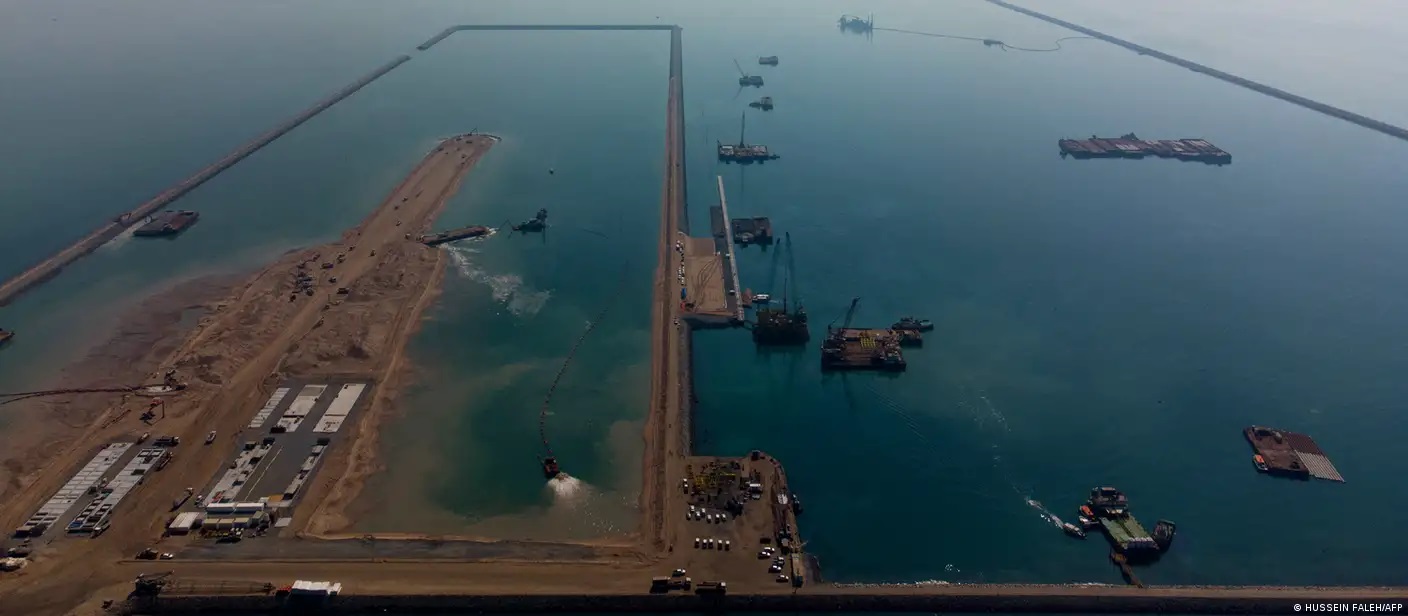 معضلة خور عبدالله القانونية... اضطراب جديد في الحدود البحرية بين العراق والكويت