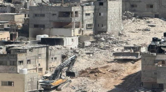 الكيان الصهيوني يطلب من سكان مخيّم نور شمس بالضفة بإخلائها ويمدد عدوانه لنهاية مارس