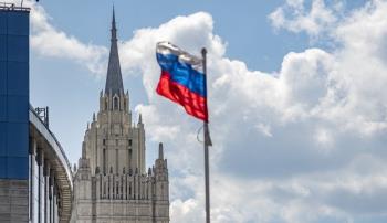 الخارجية الروسية تعتبر التهديدات بشن ضربات عسكرية ضد إيران أمرا غير مقبول