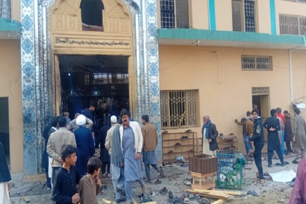 32 کشته و زخمی در انفجار مسجد شیعیان پاکستان