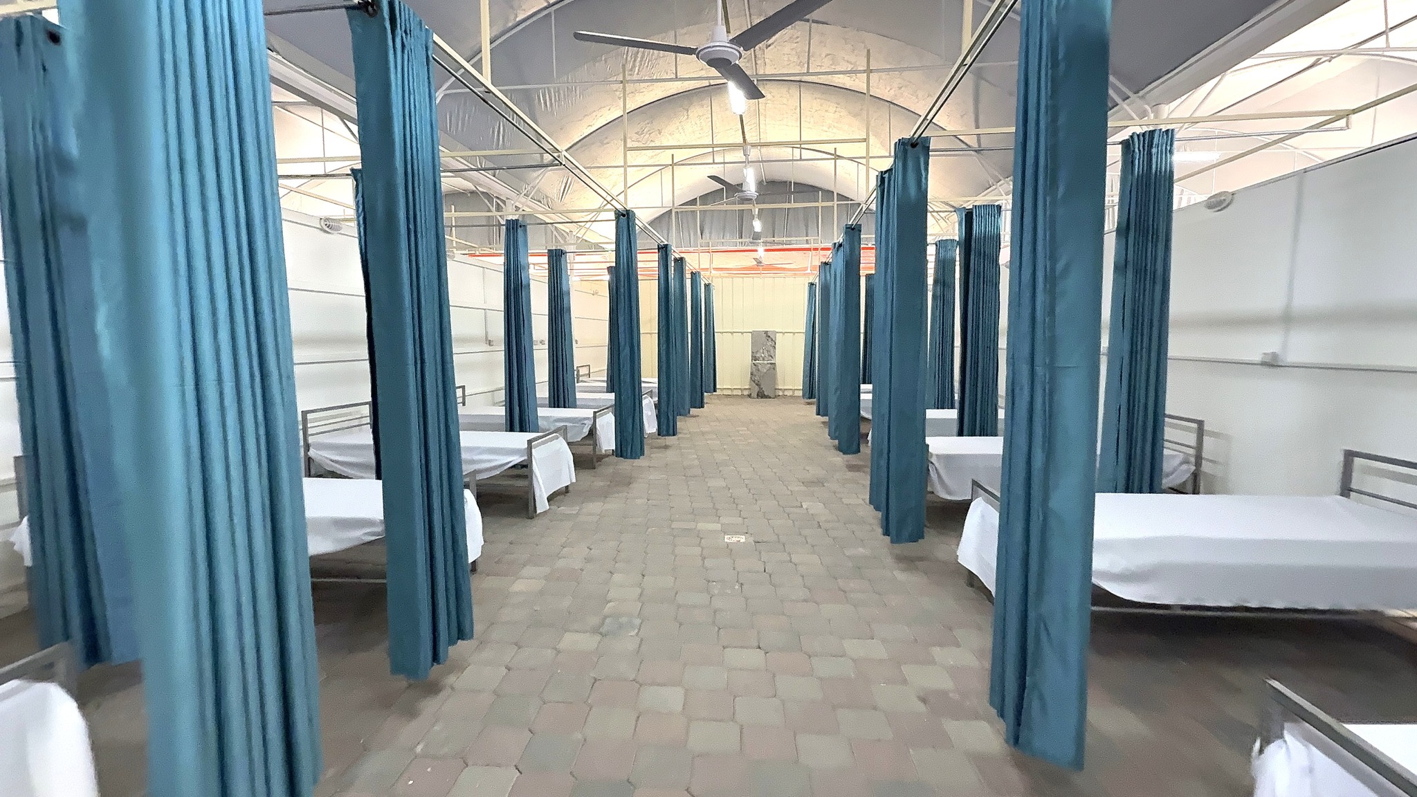 صحة غزة تحذّر من توقف كامل للمختبرات وبنوك الدم جراء نفاد الإمدادات المخبرية