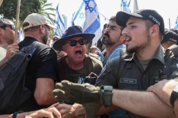 الكيان الإسرائيلي وقبضة الرقابة: هل يمكن خنق صوت المعارضين إلى الأبد؟