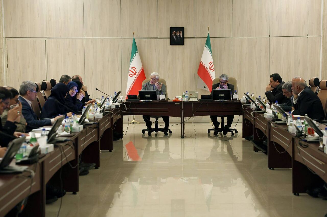 Iranian Negotiators Uphold National Interests with Bravery and Wisdom, Says Vice President