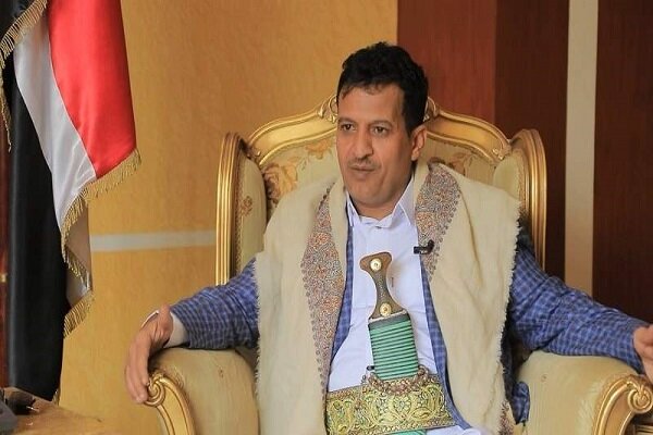 اليمن يحذر ترامب بشأن مضيق باب المندب