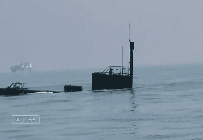 Army Submarines Track and Intercept Vessels in Strait of Hormuz