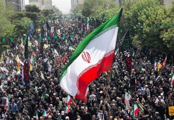 تحلیلگر هندی: ایران تسلیم‌ناپذیر است/ترامپ لاف می‌زند