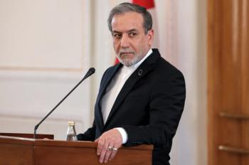 Araghchi Holds Phone Consultations with Algerian and Turkmen Foreign Ministers