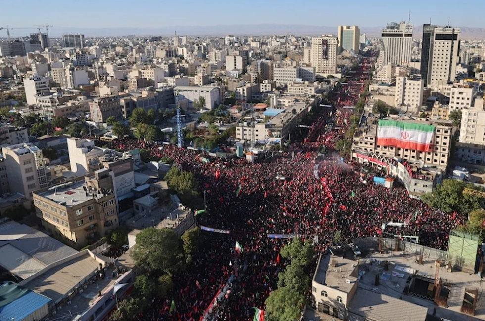A Sea of Mourners Fills Mashhad to Honor Ayatollah Seyyed Ali Khamenei