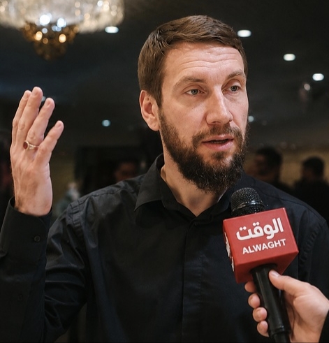 Martyred Leader Was Voice of World’s Muslims: Russian Funeral Participant