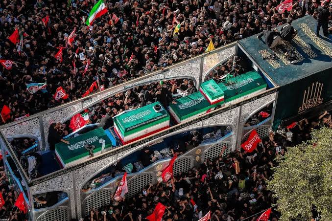 موجة وداع عارمة من موسكو إلى طهران... قائد إيران الشهيد كان صوت المسلمين في العالم