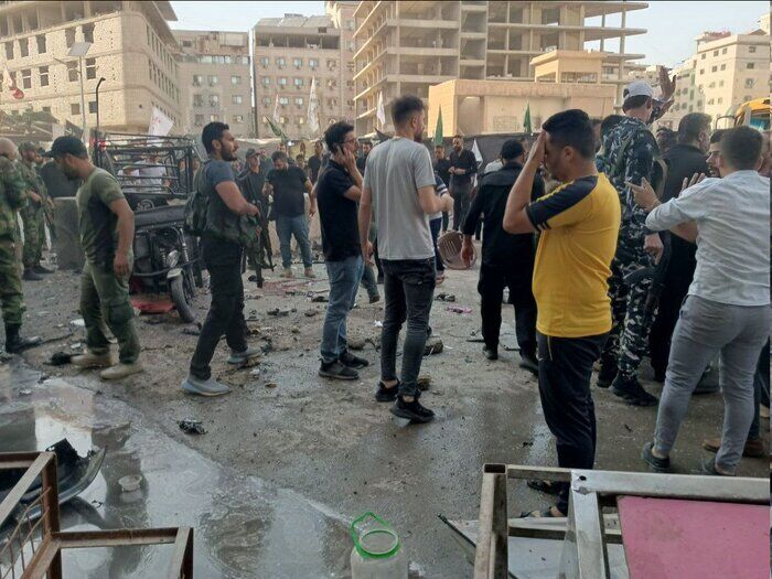كواليس تفجيرات دمشق خلال زيارة ماكرون