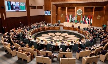 الجامعة العربية ومعضلة ازدواجية المعايير.. بين إدانة رحلة صنعاء والصمت إزاء مآسي اليمن وغزة الجامعة العربية ومعضلة ازدواجية المعايير.. بين إدانة رحلة صنعاء والصمت إزاء مآسي اليمن وغزة