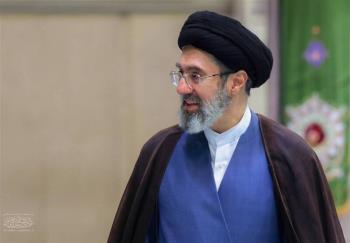 رهبر انقلاب: خروج کامل رژیم صهیونیستی از لبنان شرط نخست پایان جنگ تحمیلی است