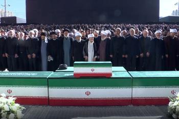 إقامة صلاة الجنازة على جثمان القائد الشهيد الإمام الخامنئي