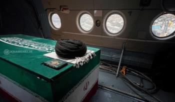 Aircraft Transporting Martyred Leader’s Coffin Arrives in Iraq