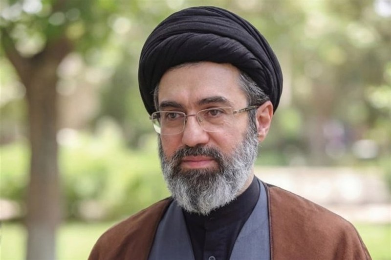 قائد الثورة الإسلامية يعيّن 6 قادة كبار في هيئة الأركان العامة والحرس الثوري ومنظمة التعبئة