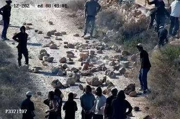 اعتراف إسرائيلي يكشف تورّط سياسيين في تشجيع جرائم المستوطنين بالضفة الغربية