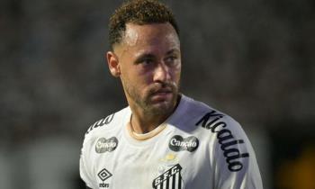 نيمار أول ضحية لقاعدة جديدة لمكافحة إضاعة الوقت في الدوري البرازيلي