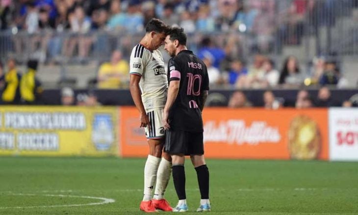 فرض غرامة مالية ضد ميسي بعد صفع لاعب منافس
