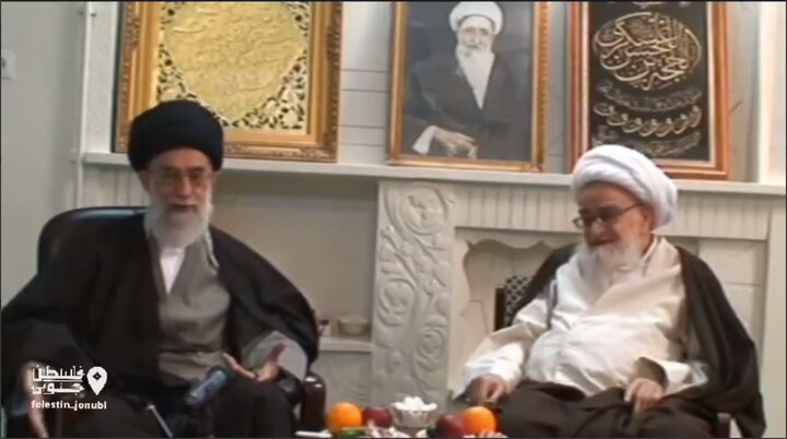 فیلم کمتر دیده شده از حضور شهید خامنه‌ای در منزل روحانی معروف