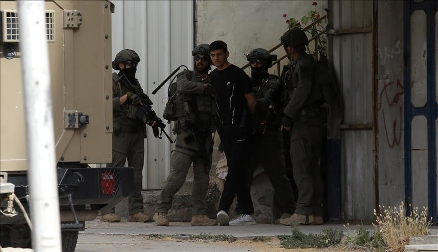 مركز حقوقي: 600 حالة اعتقال بالضفة والقدس خلال تموز وارتفاع الحصيلة إلى 24.6 ألفاً منذ أكتوبر 2023
