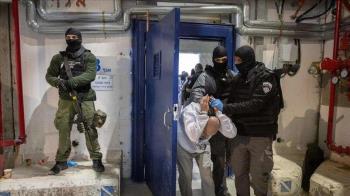 ورقة بحثية: تصاعد التعذيب والتجويع بحق الأسرى الفلسطينيين خلال تموز وارتفاع أعداد المعتقلين إلى مستويات غير مسبوقة