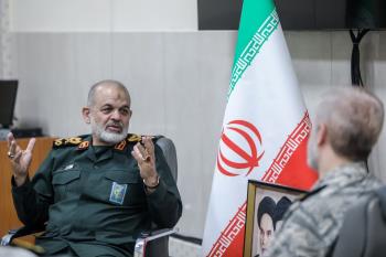 IRGC and Army Commanders Emphasize Need for Robust Defense