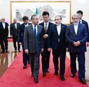 Araghchi: Iran Open to Diplomacy That Safeguards Its National Rights