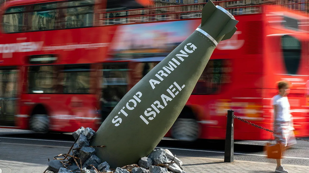 Britain Halts Dozens of Additional Weapons Export Permits For ‘Israel’ While Keeping F-35 Deal in Place