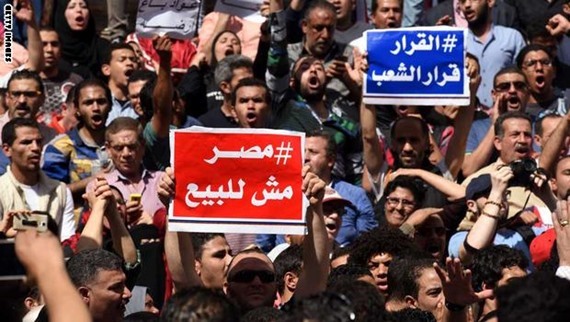 المصريون رفضوا مشروع بيع تيران وصنافير للسعودية