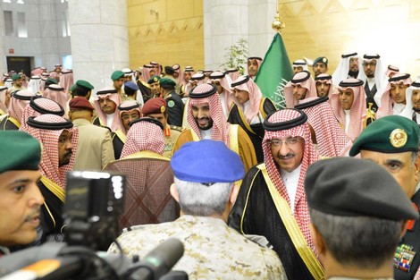 هل يحاول "بن سلمان "و "السديريون" أن يحذو حذو قطر بإنتقال الحكم ؟