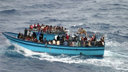 بريطانيا ترصد 4 زوراق للهجرة غير الشرعية قبالة ايطاليا
