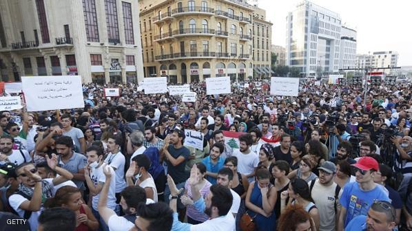 جرحى خلال مظاهرات حاشدة في لبنان