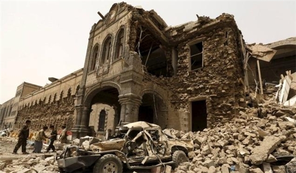 Ataques aéreos saudíes destruyen 23 monumentos históricos en Yemen